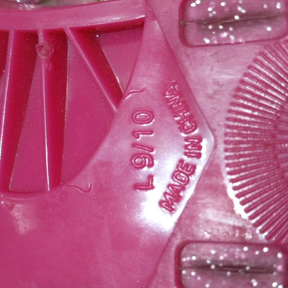 Adorable Hello Kitty Sandles little girls large 9/10 - Picture 3 of 4